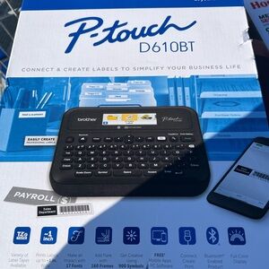 Brother P-touch D610BT Label Maker - Black